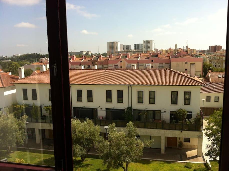 Lisbon Blue - Metro At Your Door Экстерьер фото